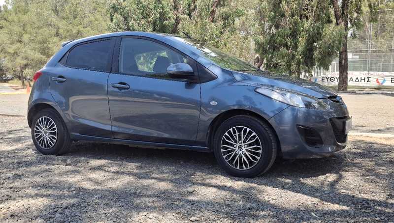 2014 Mazda Demio 1,3L 2014 Cyprus