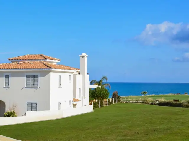 3-bedroom villa for sale, Paphos — Latsi