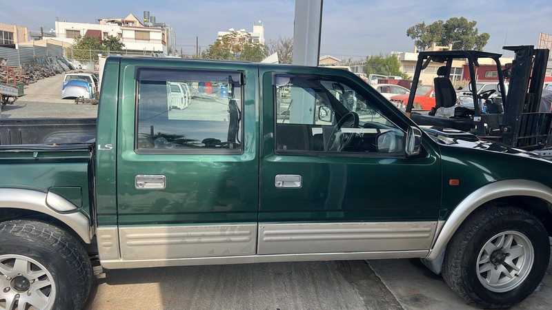2002 Isuzu Pick-up 2,8L 2002 Cyprus