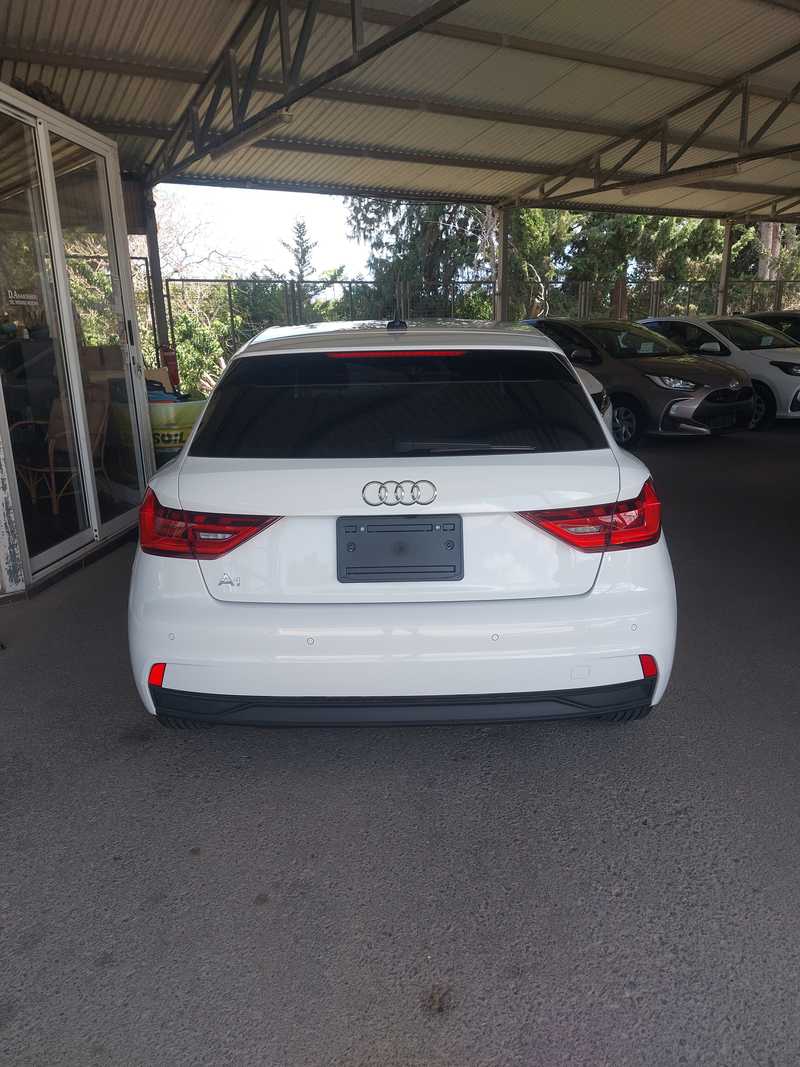 2023 Audi A1 1,0L 2023 Cyprus