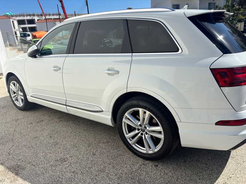 2017 Audi Q7 3,0L 2017 Cyprus