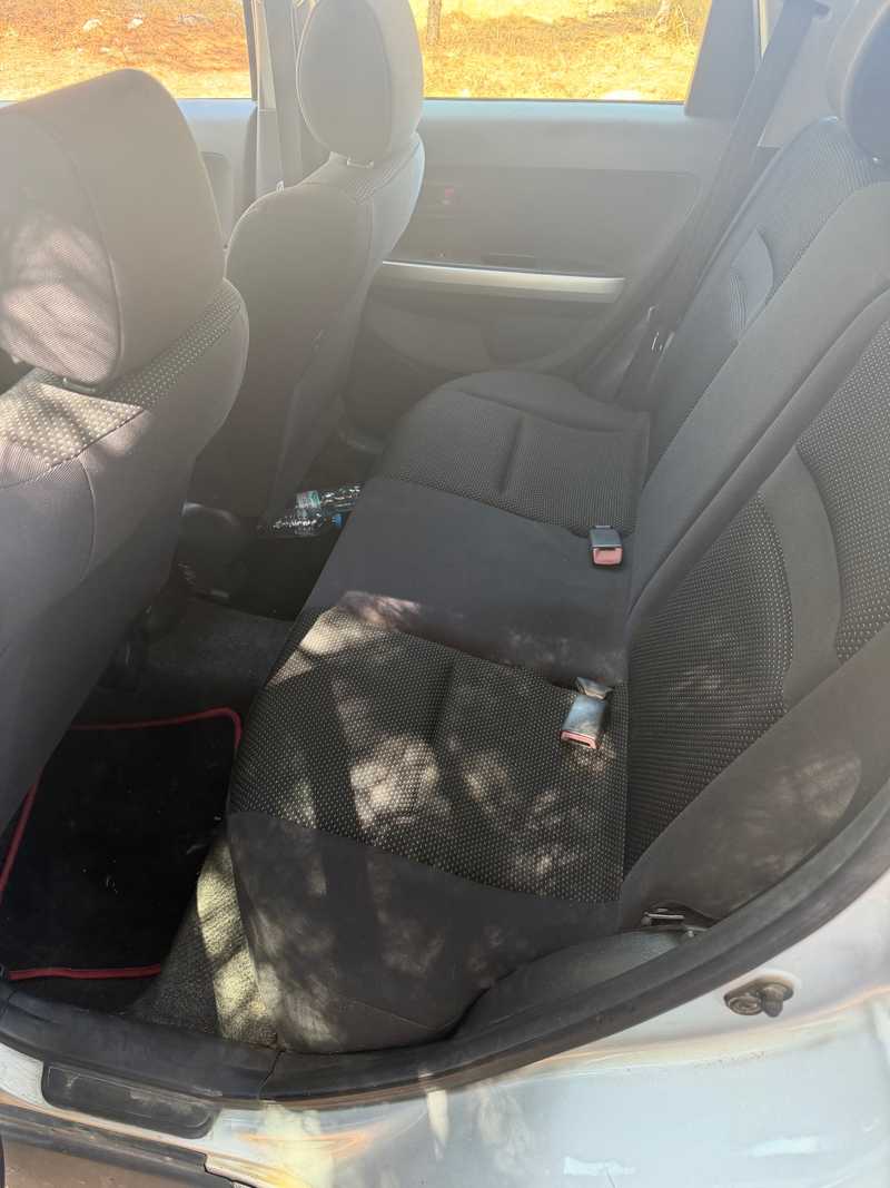 Toyota Ist 5,1L 2003