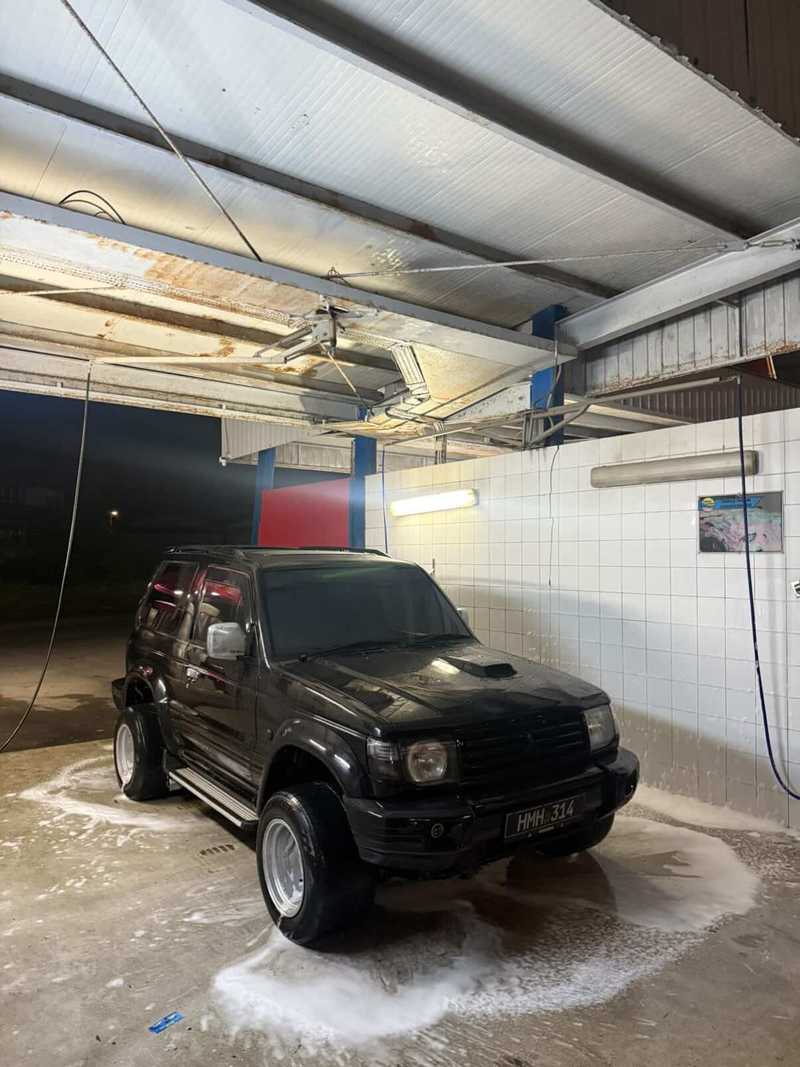 Mitsubishi Pajero 0,4L 1985