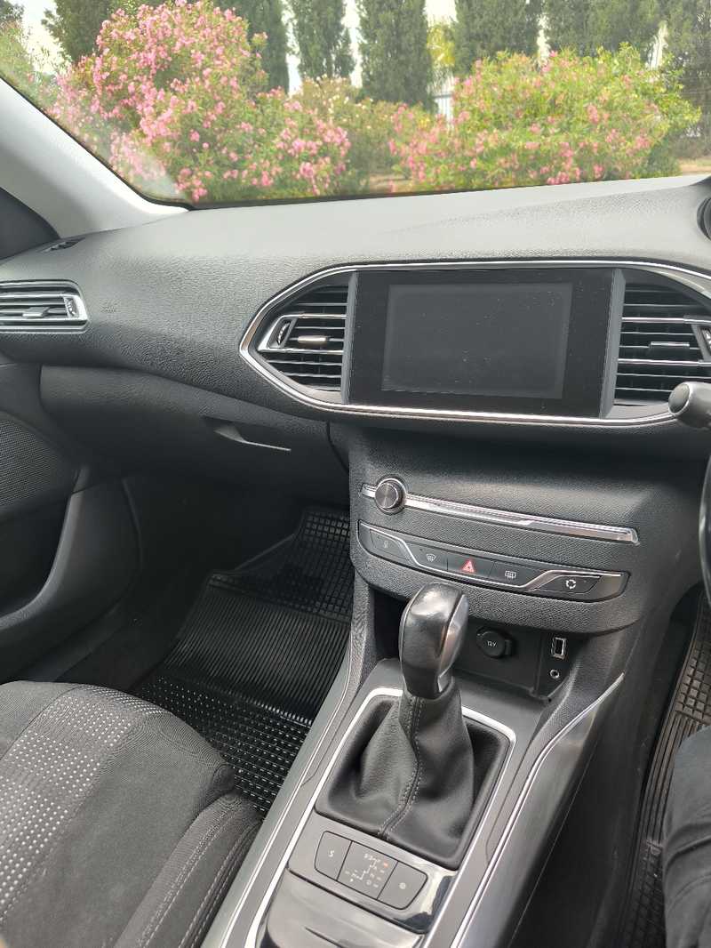 2017 Peugeot 308 1,2L 2017 Cyprus