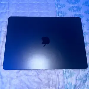 Mac book m3, Επαρχία Λευκωσίας — Άγιοι Ομολογητές