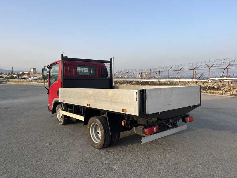 2017 Isuzu Truck 3,0L 2017 Cyprus