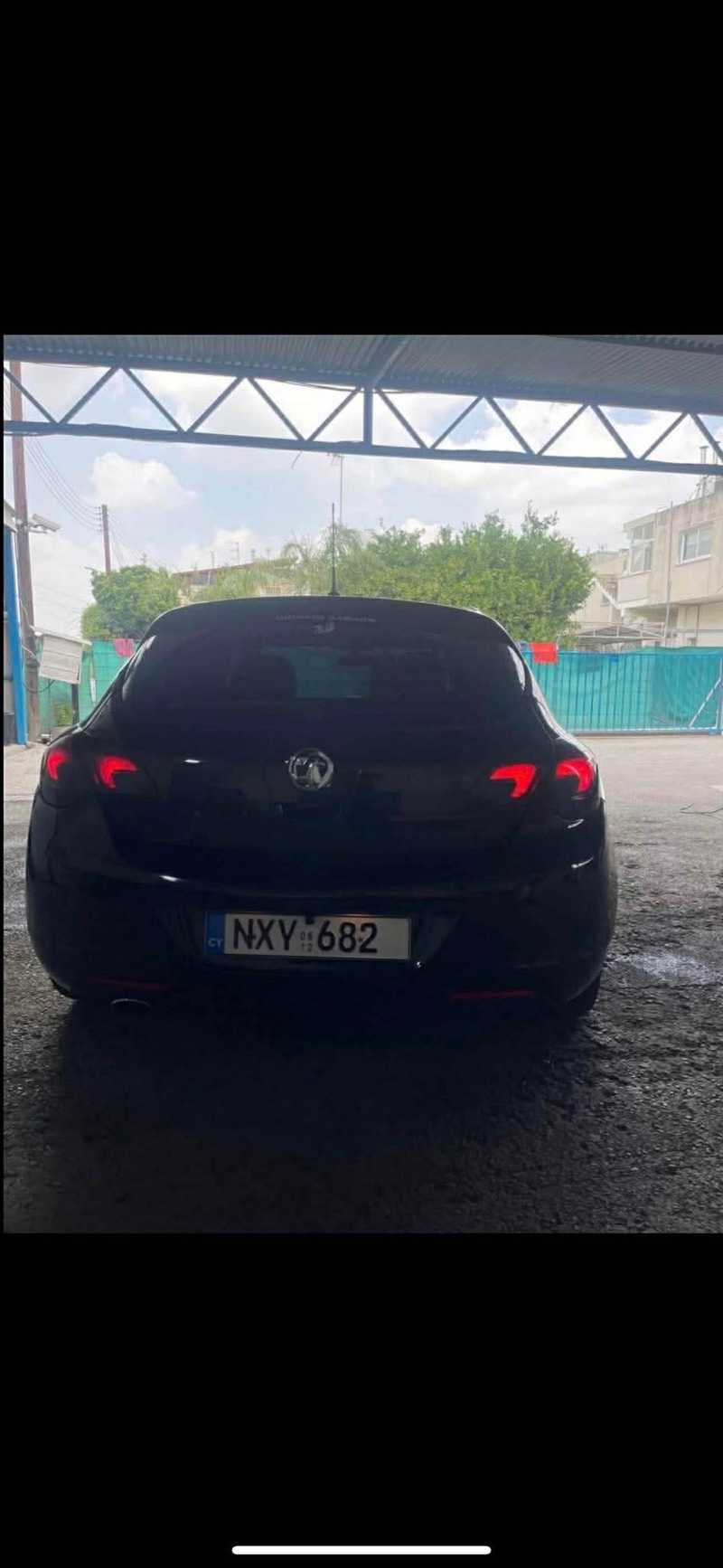 2012 Opel, Vauxhall Astra 2,0L 2012 Cyprus
