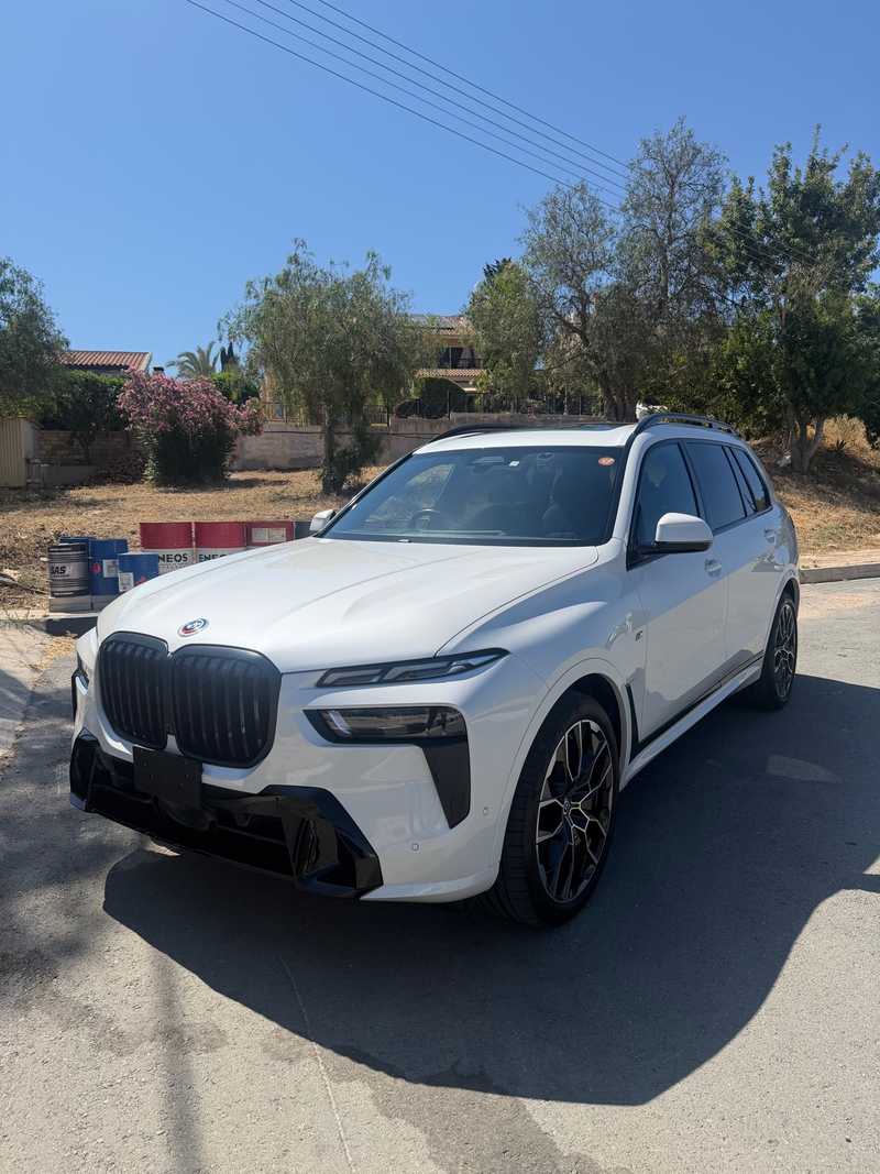 2024 BMW X7 4,0L 2024 Cyprus