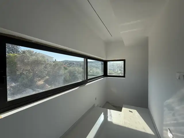 4-bedroom villa to rent, Paphos — Latsi - 10