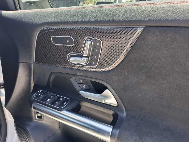 2022 Mercedes-Benz GLA-Class 2,0L 2022 Cyprus