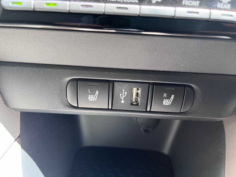 2022 Toyota Yaris 1,5L 2022 Cyprus