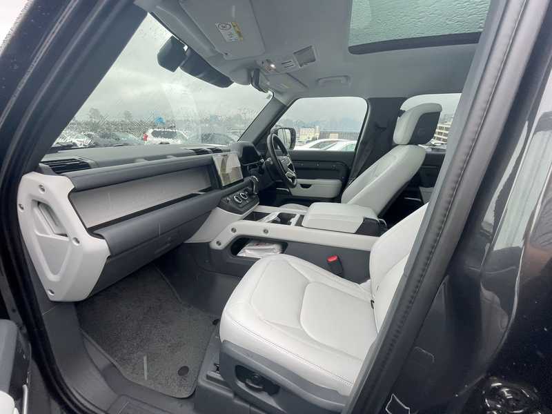 2025 Land Rover Defender 3,0L 2025 Cyprus