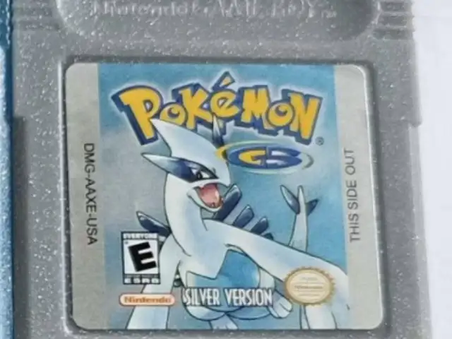 Gameboy advanced with pokemon yellow and pokemon lugia with charger, Επαρχία Λευκωσίας — Αγλαντζιά