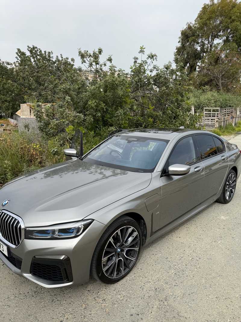 BMW 7-Series 3,0L 2021