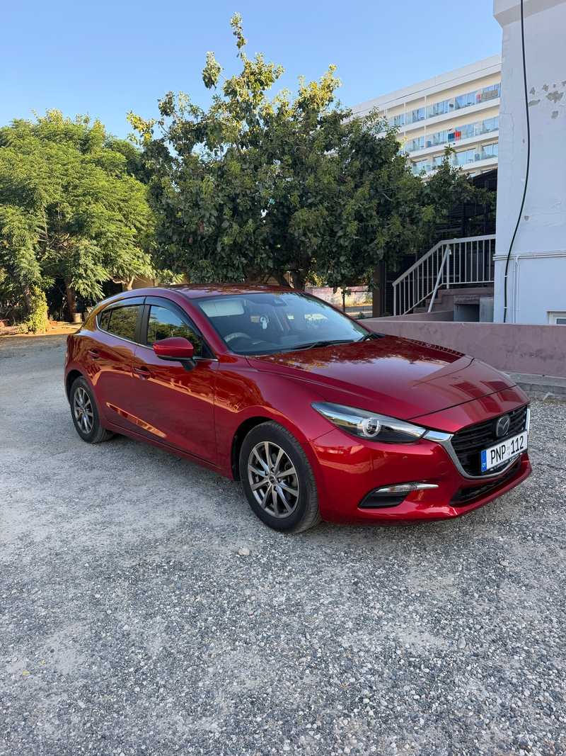 Mazda Axela 1,5L 2018