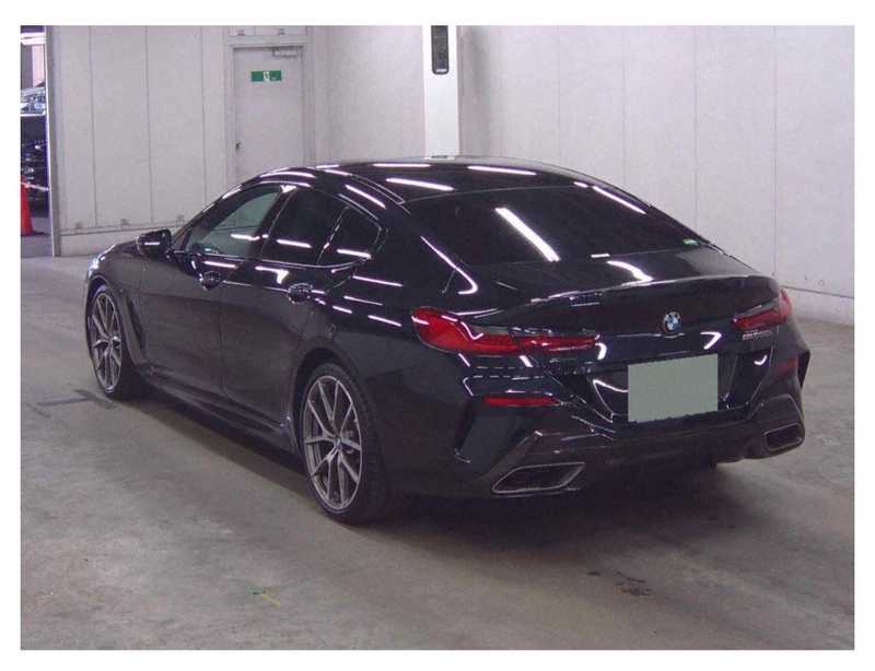 2021 BMW 8-Series 4,4L 2021 Cyprus