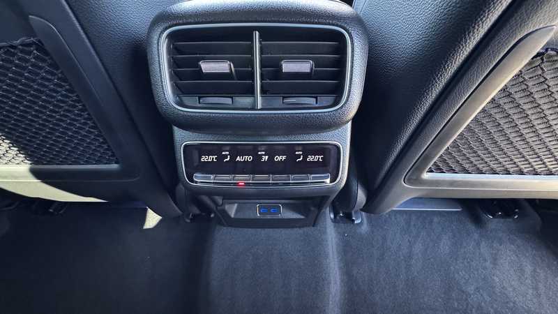 2026 Mercedes-Benz GLE-Class 3,0L 2026 Cyprus