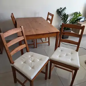 Τραπέζι κουζίνας και τέσσερις καρέκλες ΙΚΕΑ, Limassol — Limassol - Mesa Geitonia