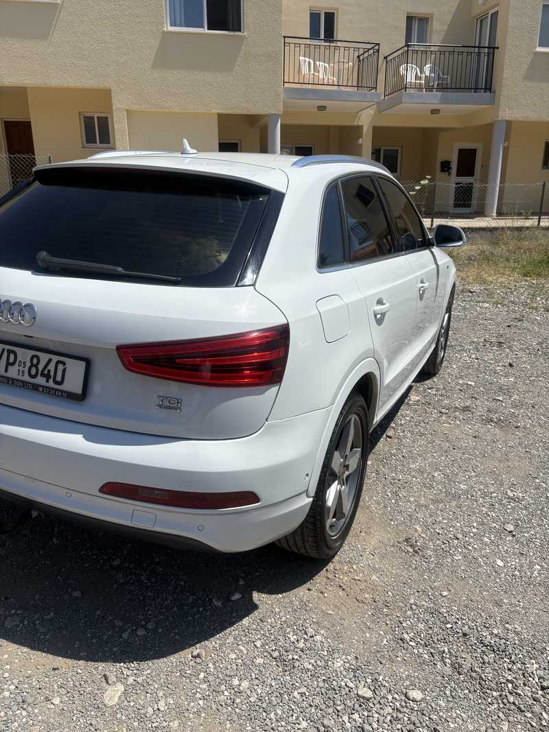 2015 Audi Q3 2,0L 2015 Cyprus