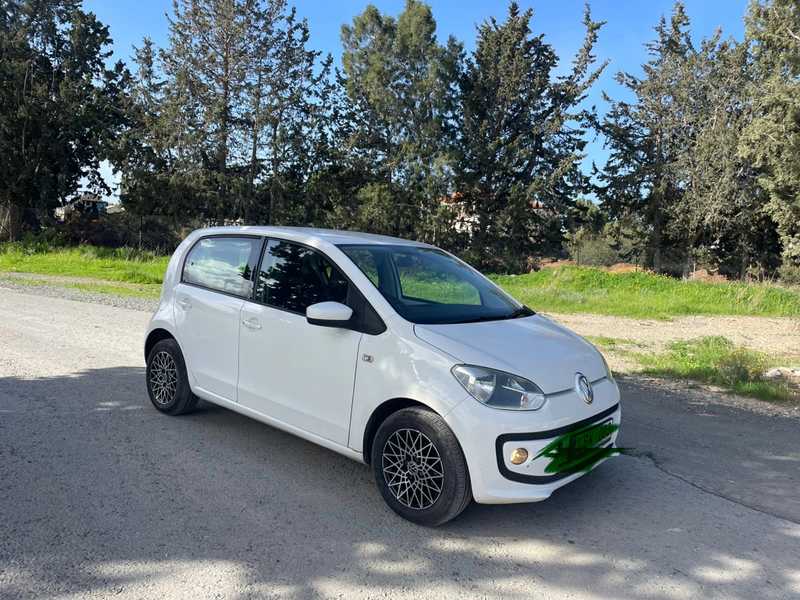 2013 Volkswagen UP 1,0L 2013 Cyprus