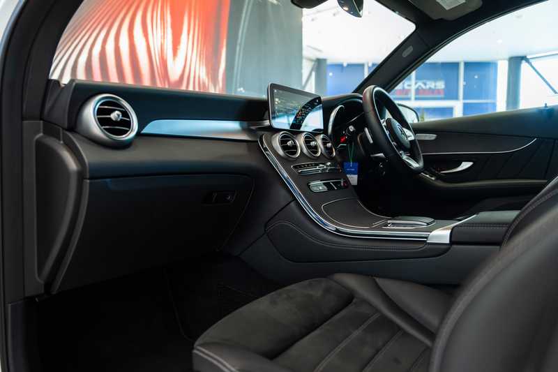 2019 Mercedes-Benz GLC-Class 2,0L 2019 Cyprus