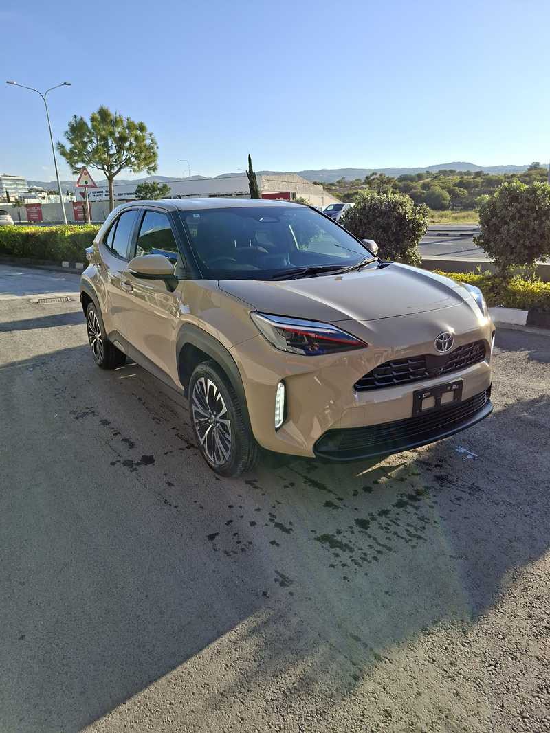 Toyota Yaris Cross 1,5L 2025