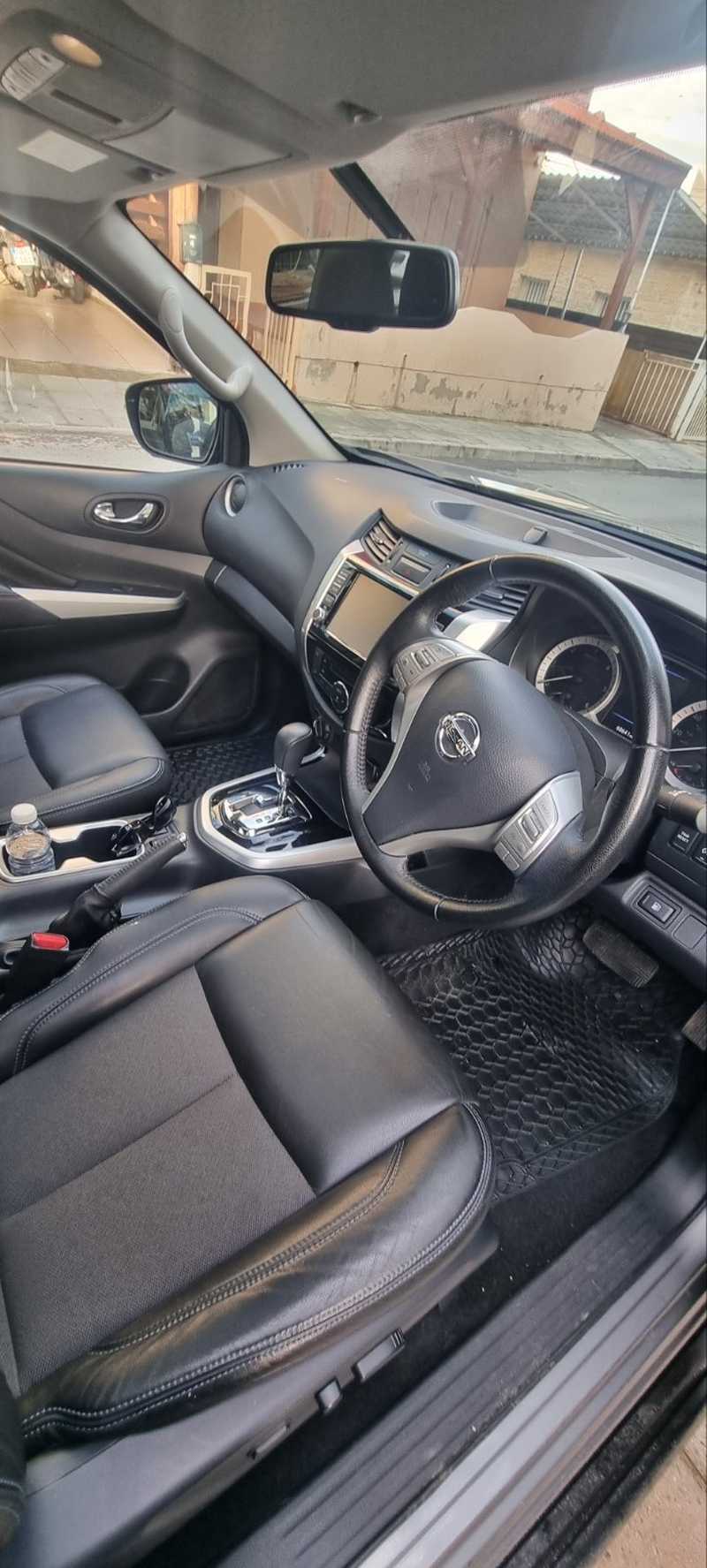 2021 Nissan Navara 2,3L 2021 Cyprus