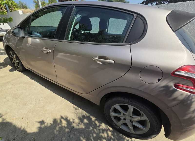 2013 Peugeot 208 1,4L 2013 Cyprus