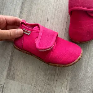 Giesswein home shoes size 23, Επαρχία Λεμεσού — Λεμεσός - Μέσα Γειτονιά