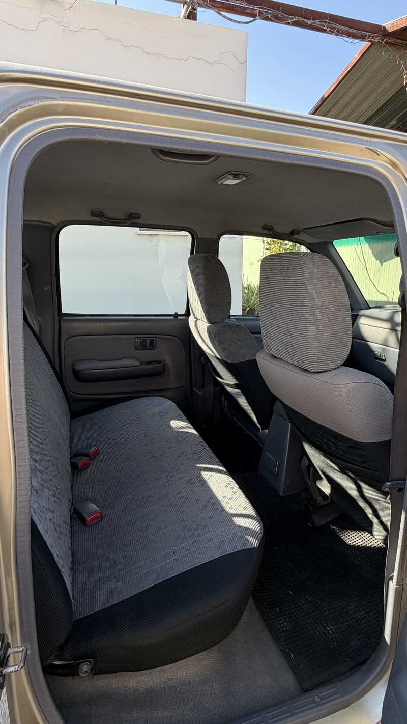 2004 Toyota Hilux 2,5L 2004 Cyprus