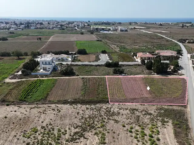 Residential Plot 2685 m², Larnaca — Kiti
