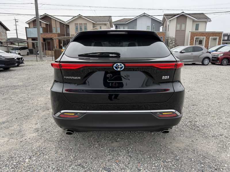 2025 Toyota Harrier 2,5L 2025 Cyprus