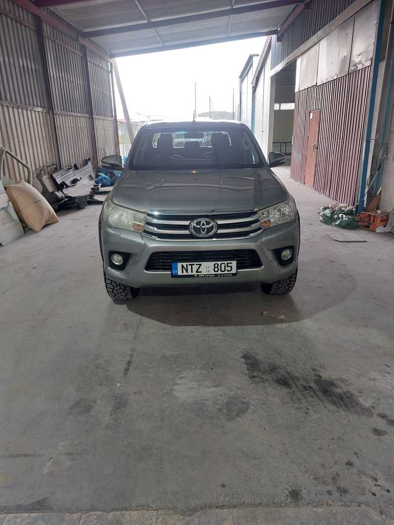 2016 Toyota Hilux 2,4L 2016 Cyprus