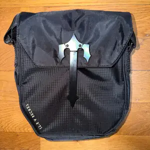 Trapstar irongate t 1.0 crossbody bag black, Nicosia — Nicosia - Ag. Antonios