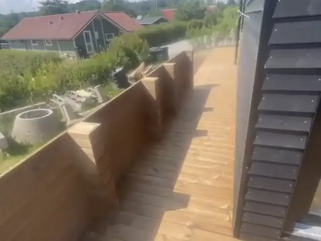 Wood terrace, Επαρχία Λάρνακας — Λάρνακα - Μακένζυ