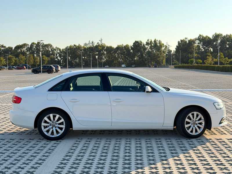 2012 Audi A4 2,0L 2012 Cyprus