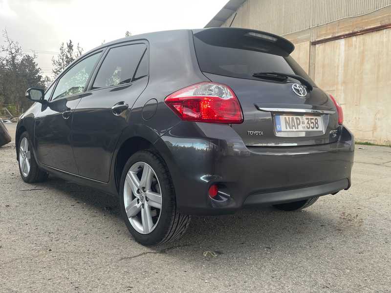 2011 Toyota Auris 1,6L 2011 Cyprus