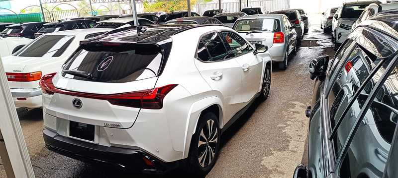 2023 Lexus UX 2,0L 2023 Cyprus