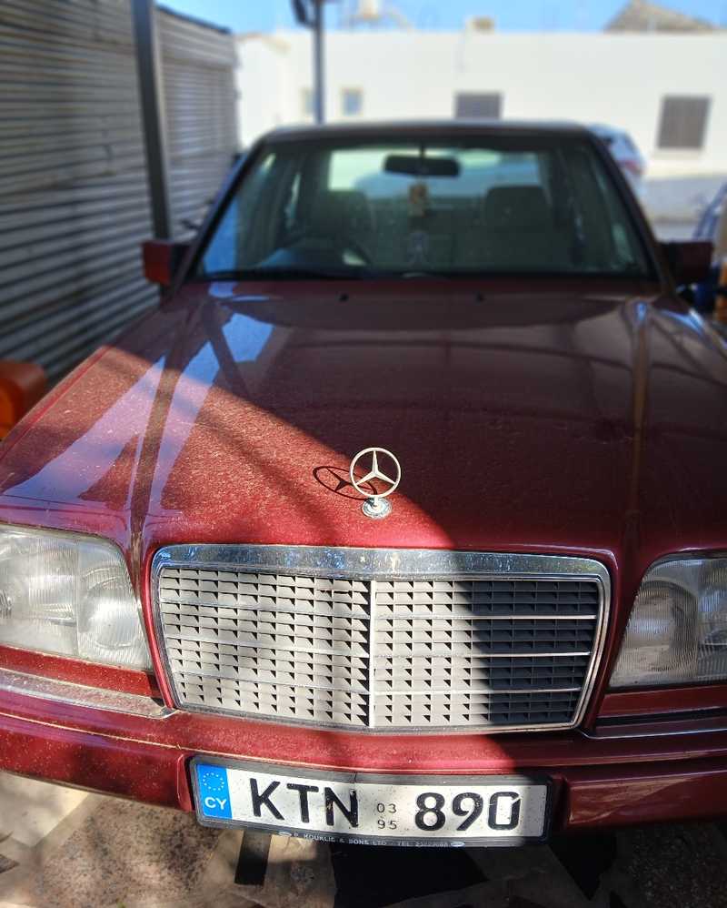 1995 Mercedes-Benz E-Class 2,0L 1995 Cyprus