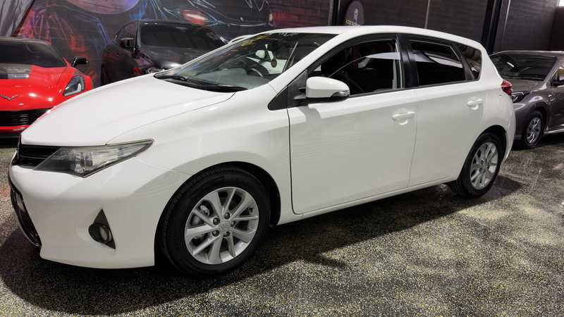 2013 Toyota Auris 1,3L 2013 Cyprus