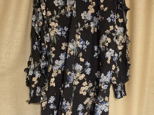 H&m ruffle sleeve a-line blue floral dress, size xs, no tags, Limassol — Limassol - Agia Zoni
