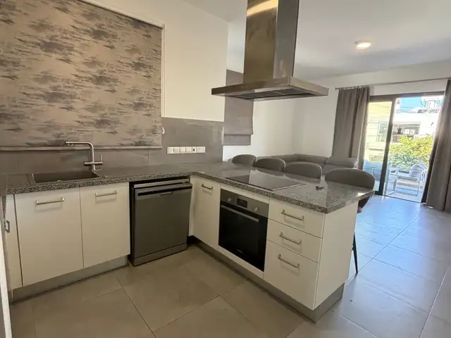 2-bedroom apartment to rent, Επαρχία Λεμεσού — Λεμεσός - Ομόνοια - 7