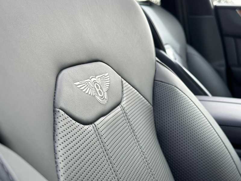 2023 Bentley Bentayga 4,0L 2023 Cyprus