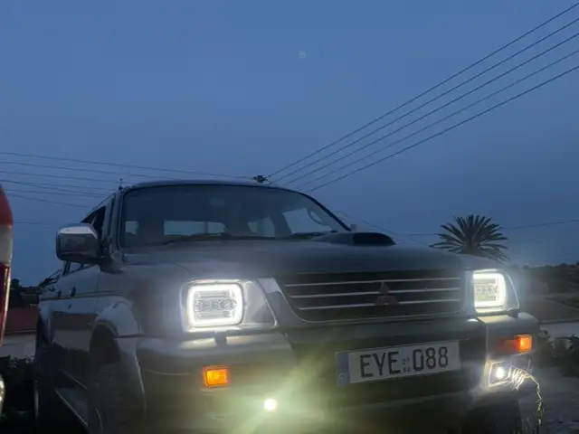 Mitsubishi L200