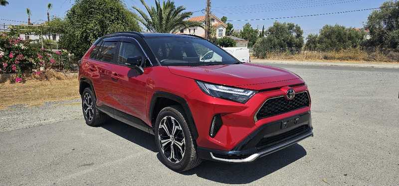 Toyota RAV4 2,5L 2025