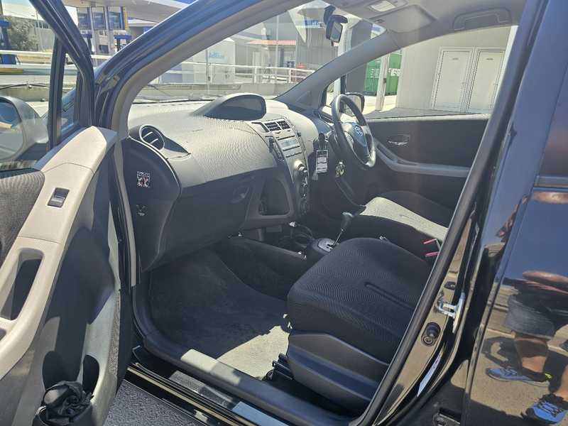 2011 Toyota Yaris 1,3L 2011 Cyprus