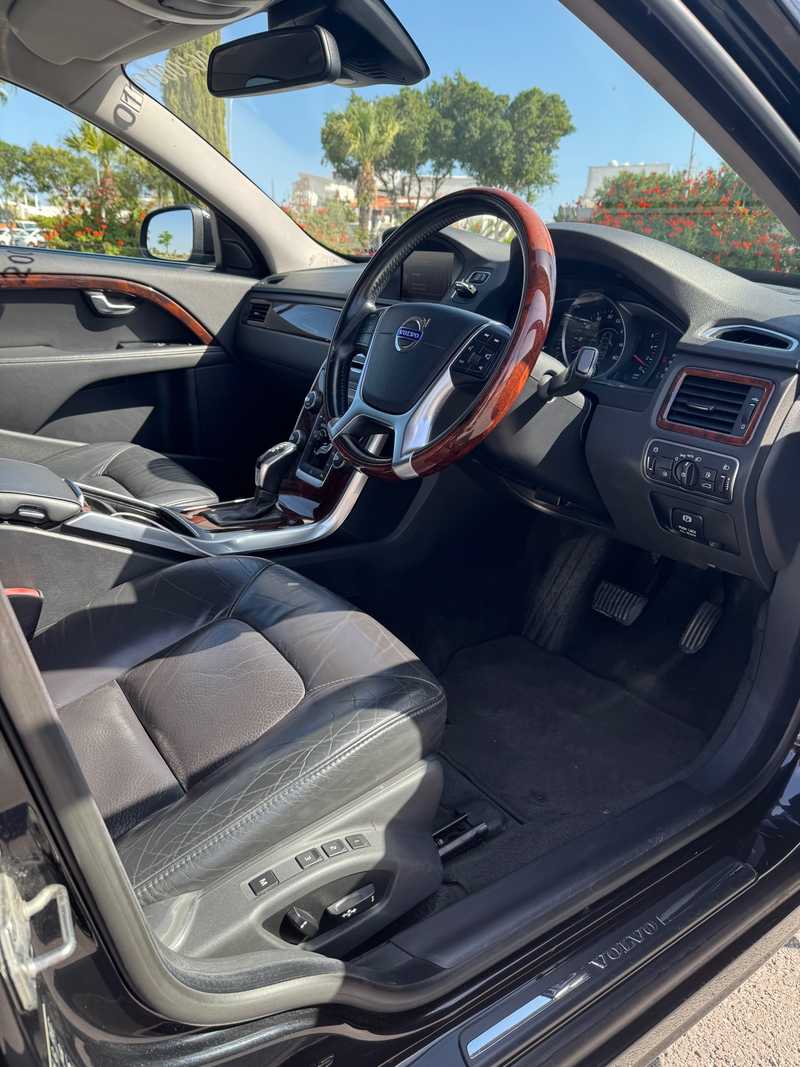 2014 Volvo S80 2,0L 2014 Cyprus