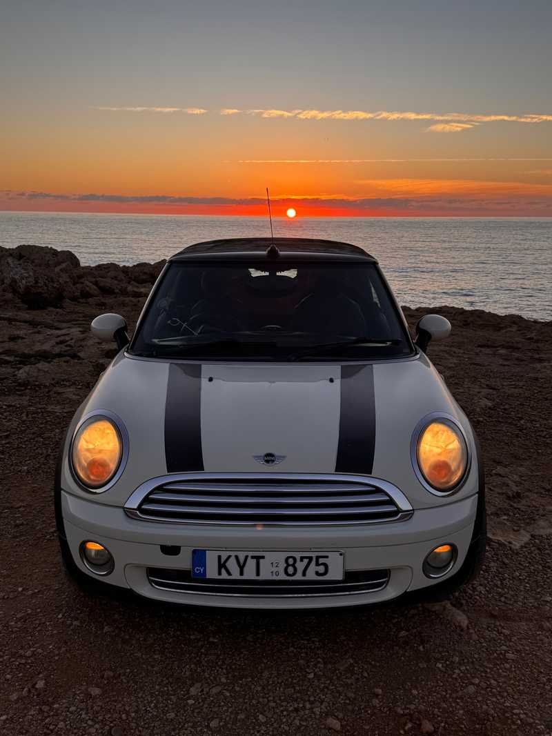 2010 Mini Convertible 1,6L 2010 Cyprus