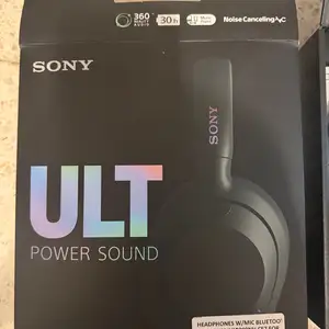 Sony ult wear wireless noise cancelling headphones, dark green., Larnaca — Larnaka - Tsakilero