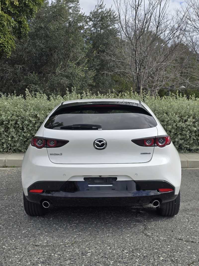 2020 Mazda 3 2,0L 2020 Cyprus